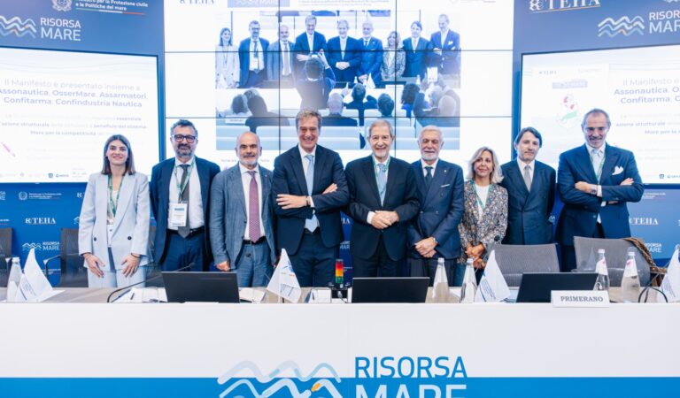 Risorsa Mare, sottoscritto il Manifesto Marittimo della Spezia con 3 obiettivi strategici condivisi al 2035. I firmatari sono: Assarmatori, Confitarma, Assonautica, OsserMare