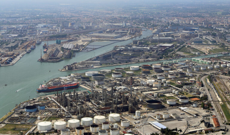 Porti di Venezia e Chioggia, nasce il tavolo permanente per la sicurezza delle attività portuali