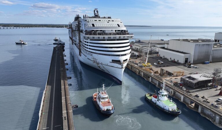 MSC World Atlantic tocca l’acqua per la prima volta, entrerà in servizio da novembre 2027